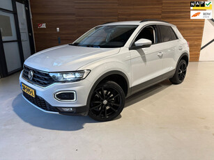 Volkswagen T-Roc 1.0 TSI Style | NL-auto | Full LED | Apple Carplay | PDC | Climatronic | ACC | Lane assist | Ambient |