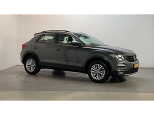 Volkswagen T-Roc 1.5 TSI 150pk DSG Style Navigatie Parkeersensoren DAB+ App-Connect