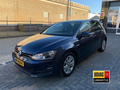 Volkswagen Golf Benzine