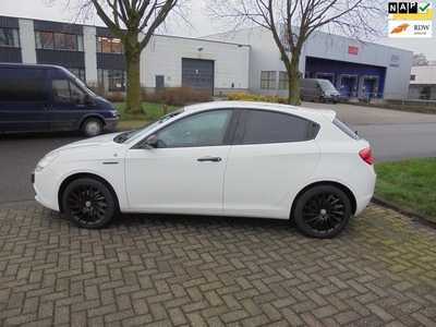 Alfa Romeo Giulietta 1.4 T Distinctive