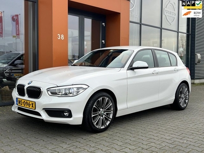 BMW 1-serie 118i Executive automaatXenonPDCNaviBluetooth