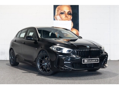 BMW 1-serie 118i High Executive M pakket panoramadak