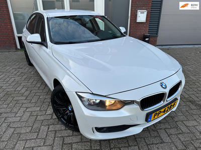 BMW 3-serie 316i Executive / Schermpje / PDC / Cruise / NAP