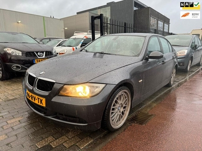 BMW 3-serie 318i Dynamic Executive *EXPORT*