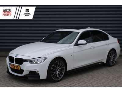 BMW 3-serie 320i 170PK M-Sport Schuif-/kanteldak Leer Xenon