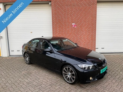 BMW 3 Serie 325i AUTOM/M3 PAKKET/LEER/NAVI/18