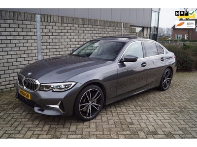 BMW 3-serie 330i High Executive Autom Schkdak Leder Sportst