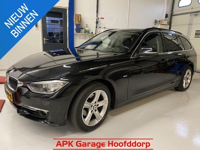 BMW 3-serie Touring 320i High Executive / Pano / leder