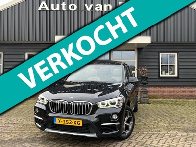 BMW X1 SDrive20i High Executive / Panodak / Navi / Leer /