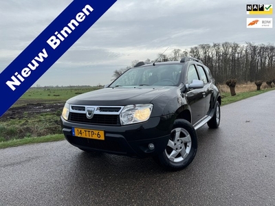 Dacia Duster 1.6 Lauréate 2wd / Radio-cd Speler / Trekhaak