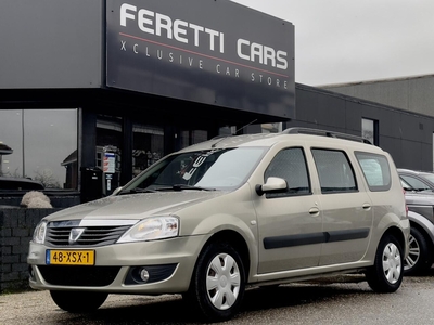 Dacia Logan MCV 1.6 MPI LAURÉATE AIRCO TREKHAAK, mpv, bj 2012