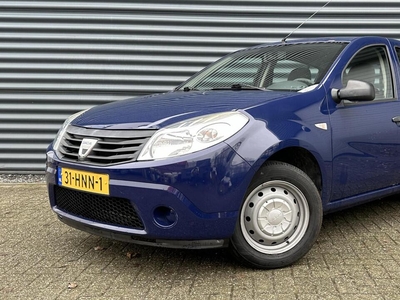 Dacia Sandero 1.4 LAGE KM 76DKM NAP| E APK|Trekhaak, hatchback, bj 2009