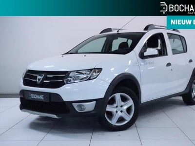 Dacia Sandero Stepway TCe 90PK Lauréate | Airco | Navi | PDC | Trekhaak | Cruise | Bluetooth | Verw.voorstoelen |, hatchback, bj 2016