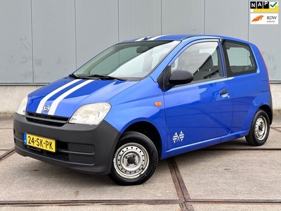 Daihatsu Cuore 1.0-12V super netjes, nieuwe apk, NAP, AUX!