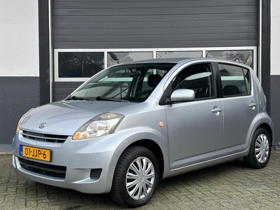 Daihatsu Sirion 2 1.0-12V Premium I AIRCO I ELEK.PAKKET I NL auto, hatchback, bj 2009