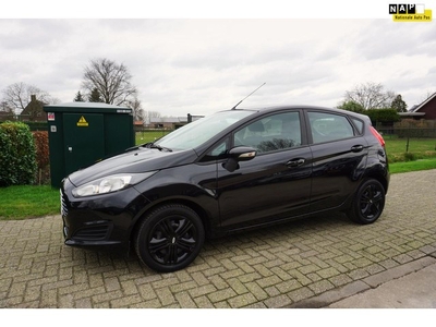 Ford Fiesta 1.0 Style 5 deurs zwart metallic