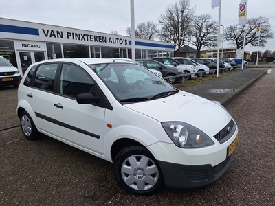 Ford Fiesta 1.4-16V Ambiente (MET NIEUWE APK) (bj 2006)