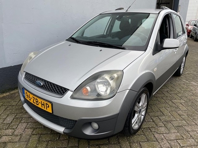 Ford Fiesta 1.4-16V Crossroad - Airco - LMV