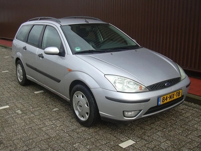 Ford Focus Wagon 1.6-16V Futura ZWART LEER !!!!!!!!!!!!!!!