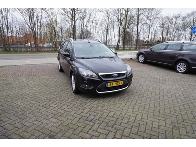 Ford FOCUS Wagon 1.6 Titanium TREKHAAK CLIMA CRUISE