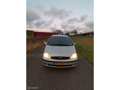 Ford Galaxy 2.0-8V Ambiente