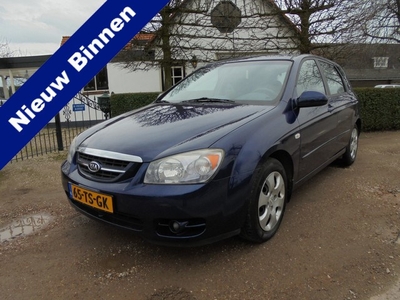 Kia Cerato 1.6-16V LX **AIRCO**122.000 org.km. NAP**