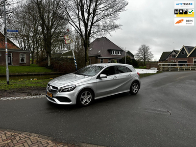 Mercedes-Benz A-klasse 180 d Business Solution AMG