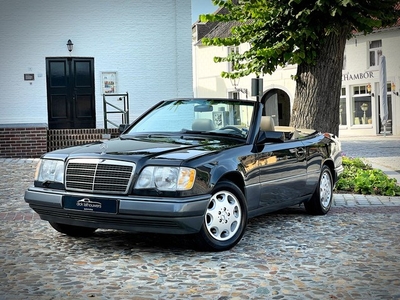 Mercedes-Benz E-Klasse Cabrio 320 / 2. OWNER / FULL SERVICE