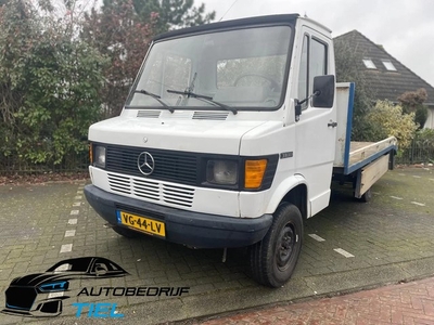 Mercedes-Benz oprijwagen 310D VERKOCHT VERKOCHT!!!