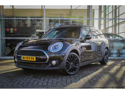 MINI Clubman 1.5 Cooper Chili Serious Bns | Panoramadak | Stoelverwarming | N