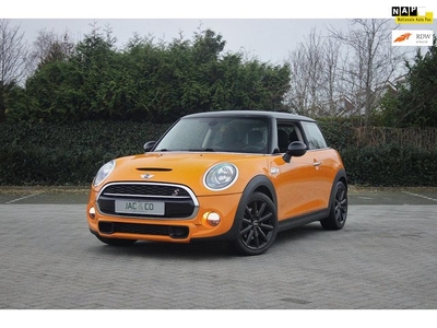 Mini Mini 2.0 Cooper S 192pk Navigatie