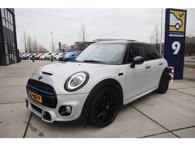 MINI Mini 2.0 Cooper S KB Edition JCW NL auto, Pano, LED