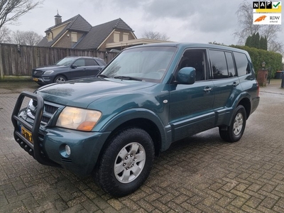 Mitsubishi Pajero 3.2 Di-D GLS Long Body 4x4, airco,7