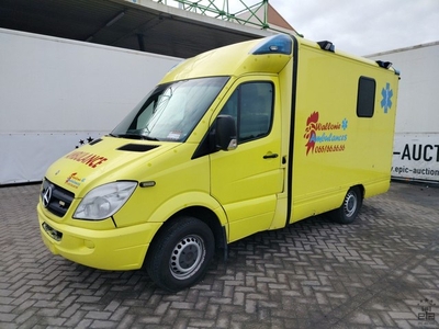 Online B2B veiling - 2009 Mercedes-Benz 318 CDI Ambulance