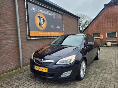 Opel Astra 1.4 Turbo Cosmo (bj 2011)