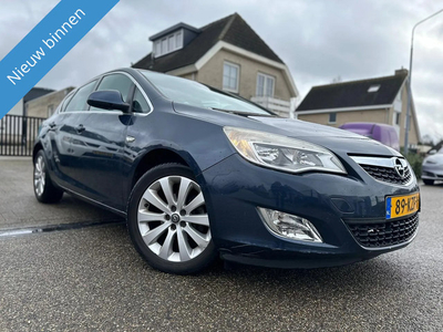 Opel Astra 1.6 Cosmo