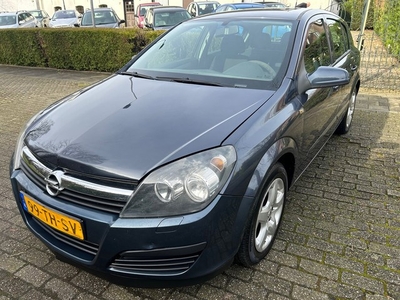 Opel Astra 1.6 Edition 5 DEURS 1 JAAR APK