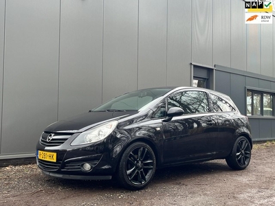 Opel CORSA 1.4-16V AIRCOELEKTRISCH PAKKETLICHTMETAALAPK