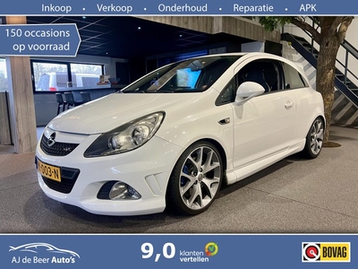 Opel Corsa 1.6i 16v T OPC Recaro Navigatie 192pk