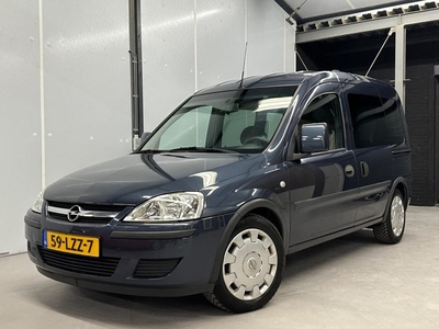 Opel Combo Tour 1.4-16V Enjoy / Trekhaak / Airco /