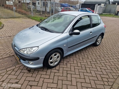 Peugeot 206 1.4 XR