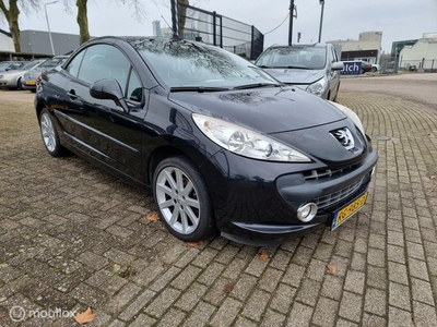 Peugeot 207 CC 1.6 VTi Roland Garros