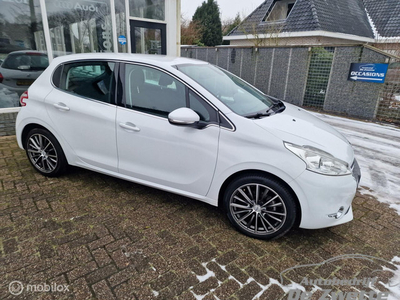 Peugeot 208 1.2 VTi Allure