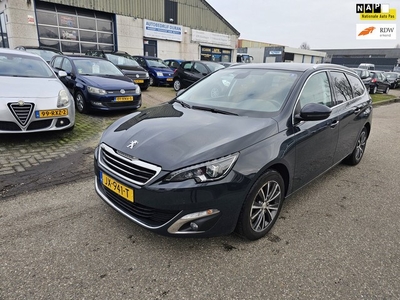 Peugeot 308 SW 1.2 PureTech Blue Lease Premium NAV.+ Clima