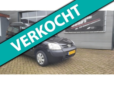 Peugeot Partner MPV 1.6-16V XT