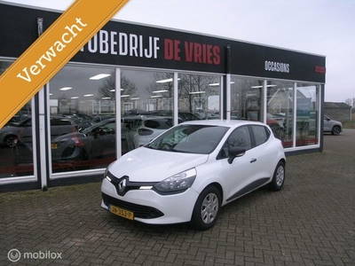 Renault Clio 0.9 TCe Eco2 Auth Airco/Cruise/Elekt-pakket/NAP