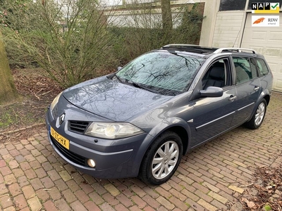 Renault Mégane Grand Tour 2.0-16V Tech Line pano leer 6bak