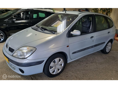 Renault Scenic 1.6-16V