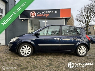 Renault Scenic 1.6-16V Business Line