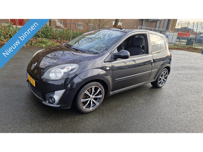 Renault Twingo 1.2-16V Night & Day NETTE AUTO RIJD EN SCHAKELT GOED